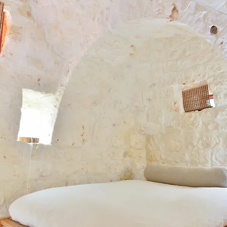 Trullo L'alcova * San Vito dei Normanni